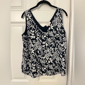 LOFT Outlet Navy and White Floral Tank Top